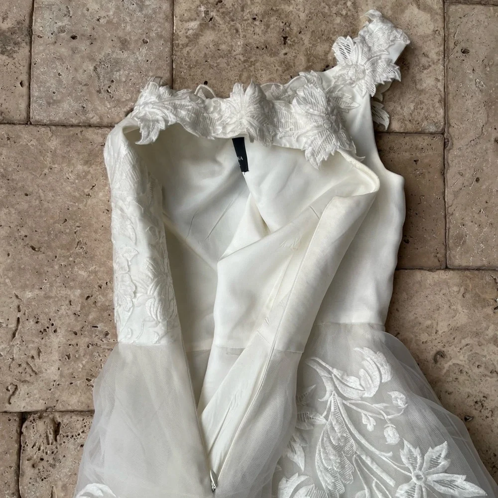 Adrianna Papell short wedding dress size 8 - Picture 8 of 10